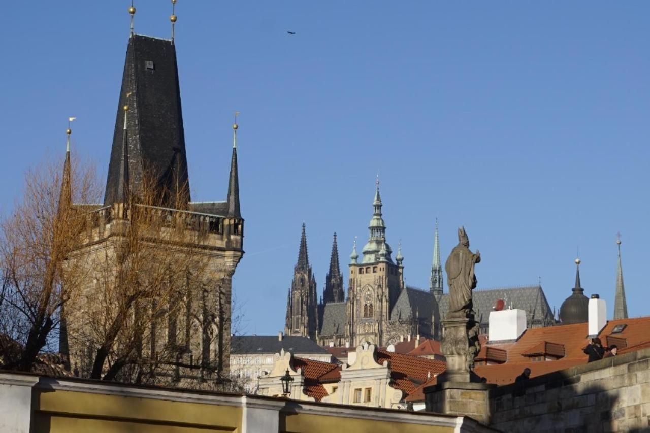 River View Residence By Charles Bridge Prag Dış mekan fotoğraf