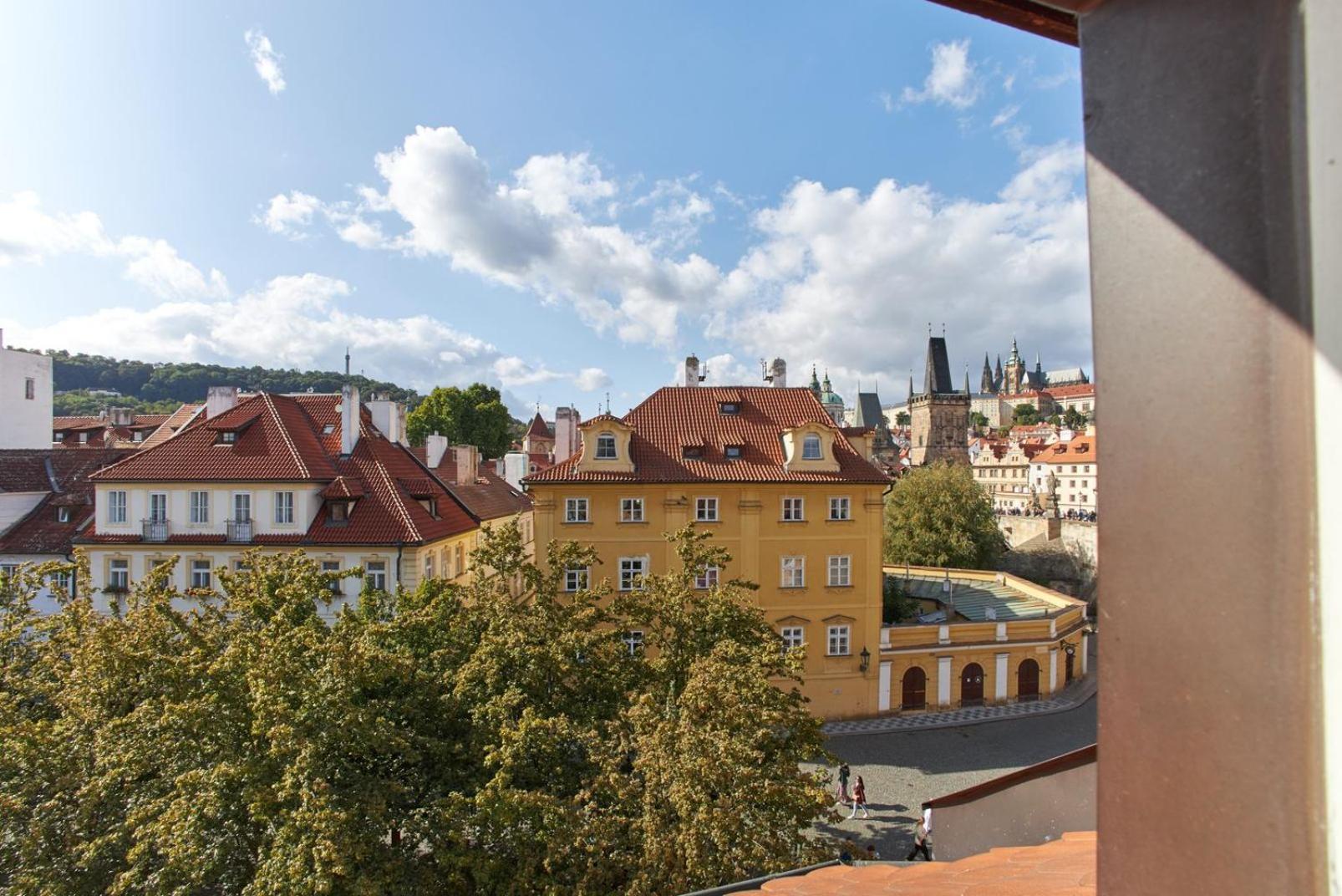 River View Residence By Charles Bridge Prag Dış mekan fotoğraf