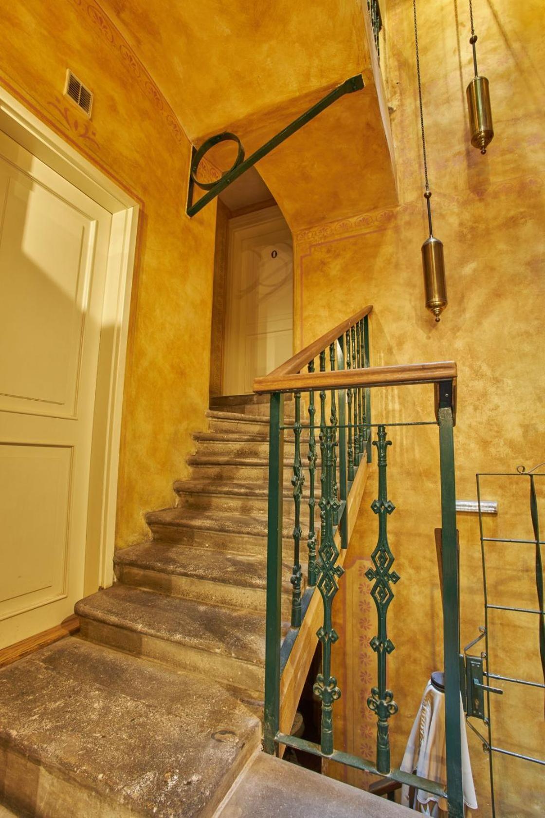 River View Residence By Charles Bridge Prag Dış mekan fotoğraf
