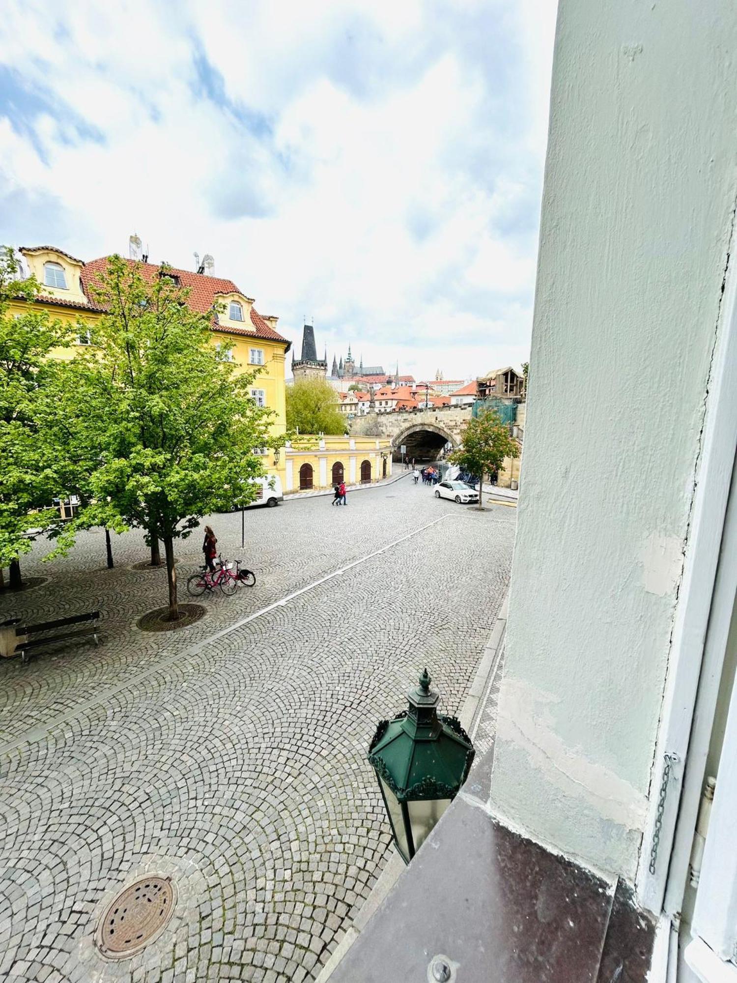 River View Residence By Charles Bridge Prag Dış mekan fotoğraf